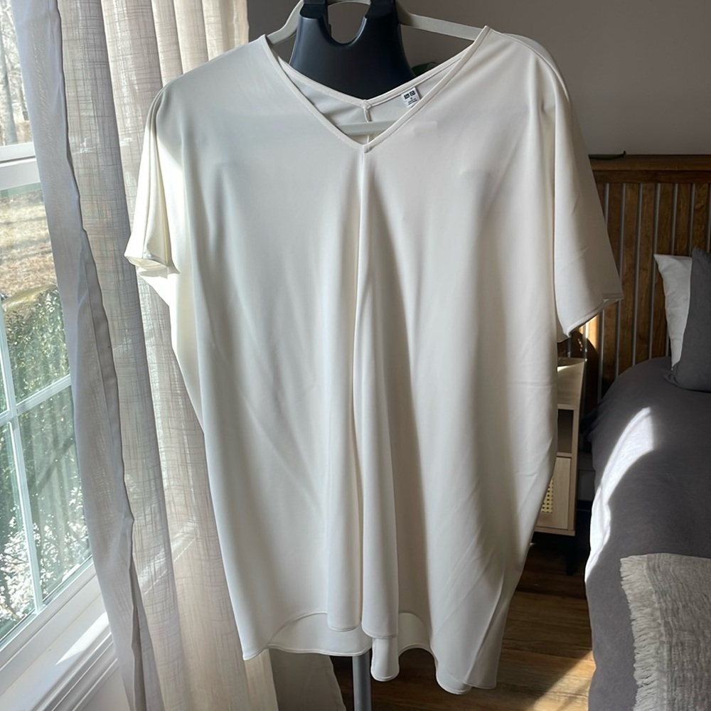 Uniqlo crepe jersey short sleeve tunic top